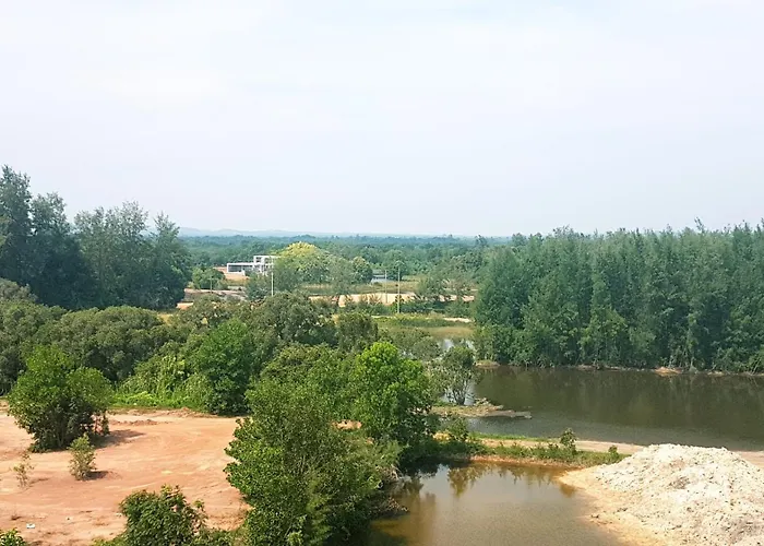 Seaview Condo B63