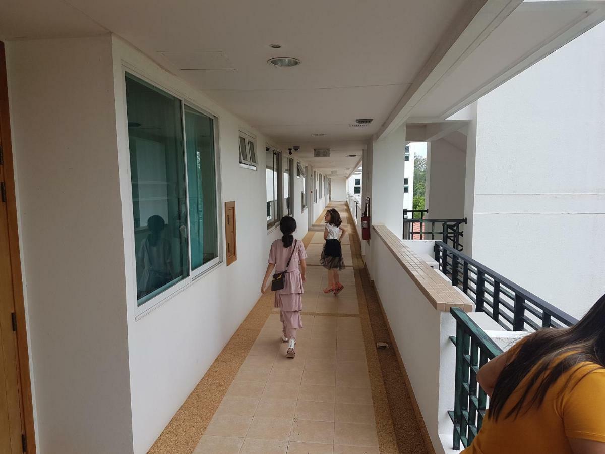 Seaview B63 Apartment